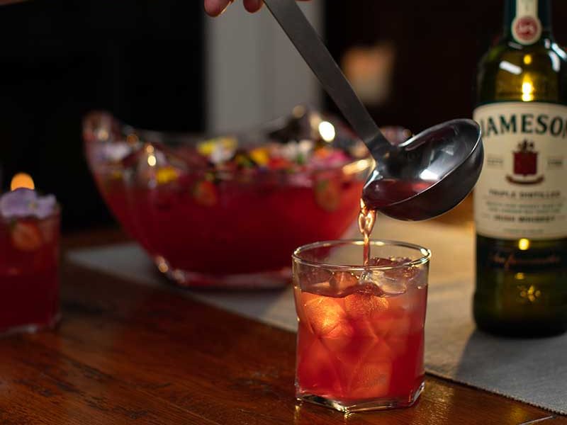 valentines drinks aspect ratio 4 3