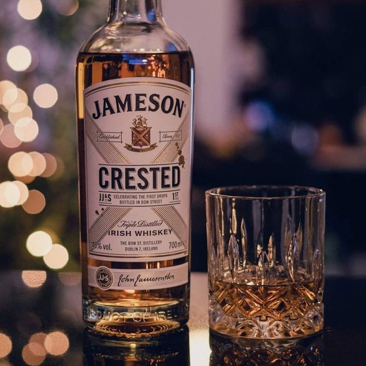 jameson crested neat aspect ratio 380 380