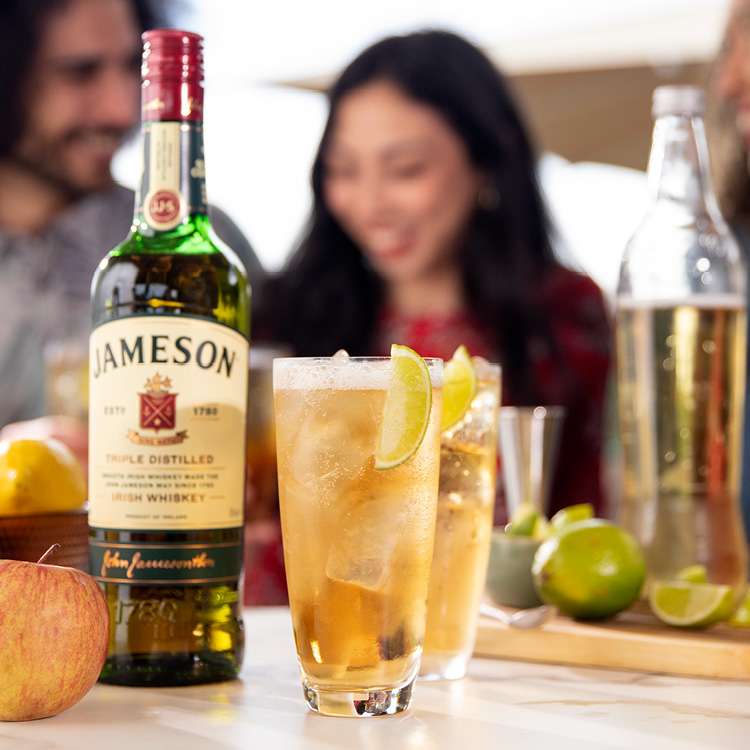 Jameson Apple Spritz