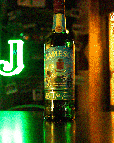 jj 2410 distilled sounds fender web export leb website gif1 380x476px final